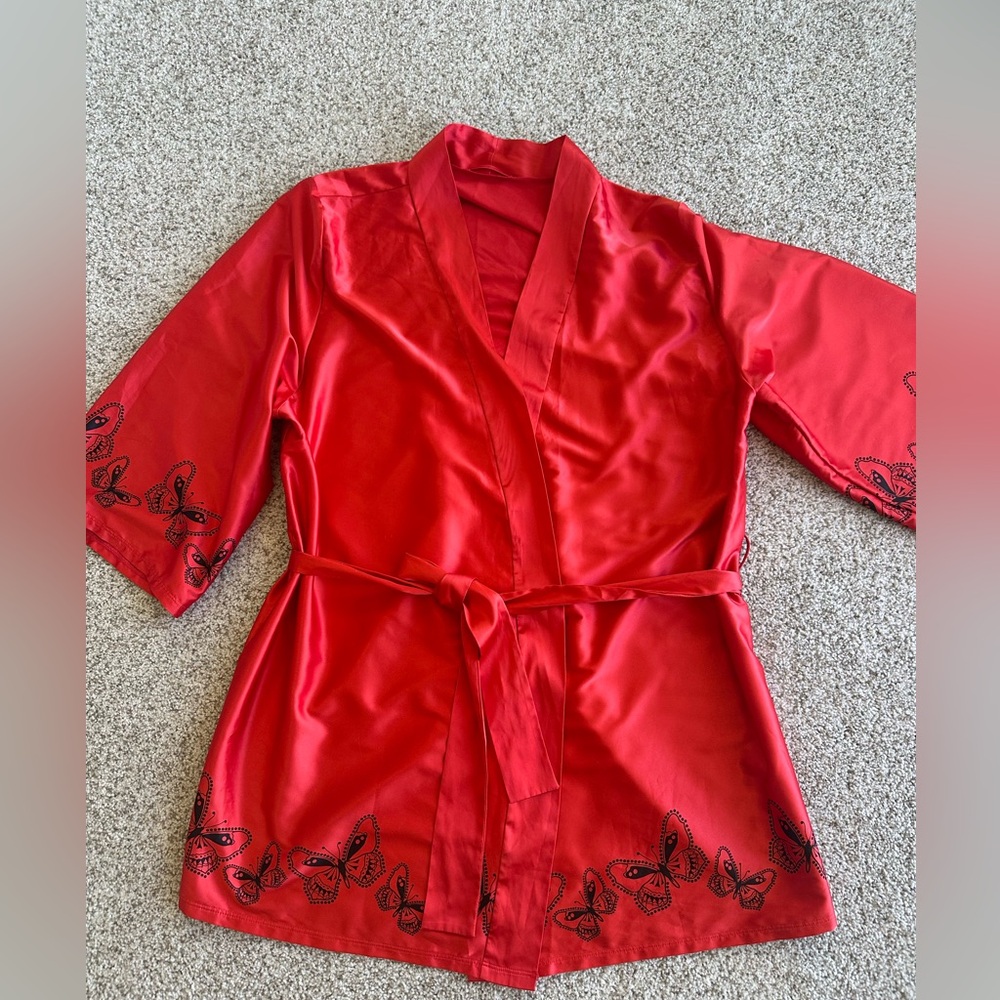 Women’s Vendetta robe kimono sz S-M